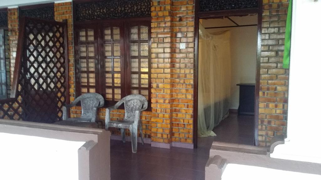 Gayana Guest House Kanattegoda Kültér fotó